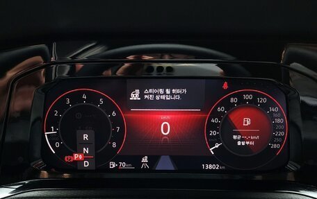 Volkswagen Golf GTI, 2024 год, 4 040 000 рублей, 6 фотография