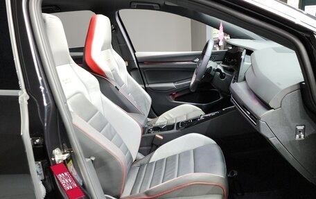 Volkswagen Golf GTI, 2024 год, 4 040 000 рублей, 9 фотография