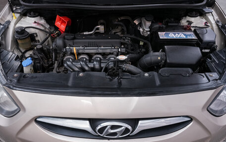 Hyundai Solaris II рестайлинг, 2011 год, 648 000 рублей, 20 фотография