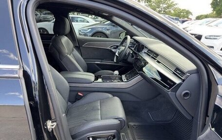 Audi A8, 2023 год, 8 800 000 рублей, 10 фотография