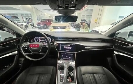 Audi A7, 2020 год, 4 500 000 рублей, 9 фотография