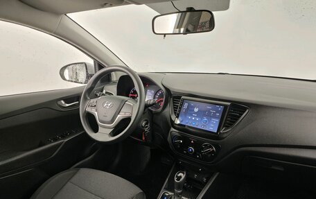Hyundai Solaris II рестайлинг, 2021 год, 1 560 000 рублей, 14 фотография