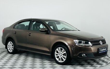 Volkswagen Jetta VI, 2012 год, 750 000 рублей, 4 фотография