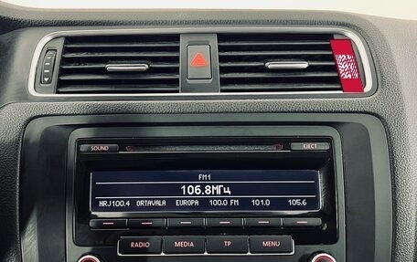 Volkswagen Jetta VI, 2012 год, 750 000 рублей, 14 фотография
