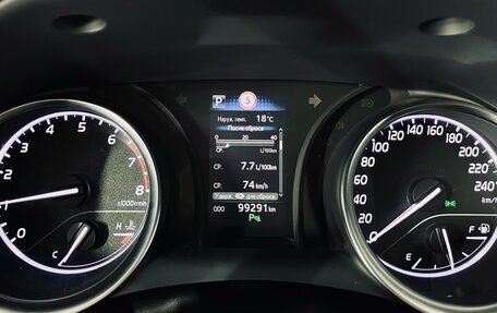 Toyota Camry, 2019 год, 2 870 000 рублей, 17 фотография
