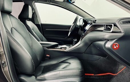 Toyota Camry, 2019 год, 2 870 000 рублей, 13 фотография