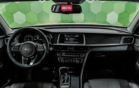 KIA Optima IV, 2018 год, 2 257 800 рублей, 12 фотография