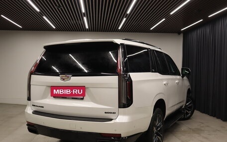 Cadillac Escalade V, 2021 год, 9 749 000 рублей, 2 фотография
