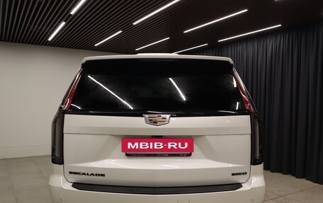 Cadillac Escalade V, 2021 год, 9 749 000 рублей, 4 фотография
