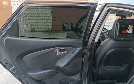 Hyundai ix35 I рестайлинг, 2011 год, 1 300 000 рублей, 19 фотография