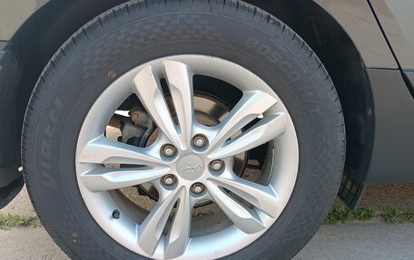Hyundai ix35 I рестайлинг, 2011 год, 1 300 000 рублей, 27 фотография