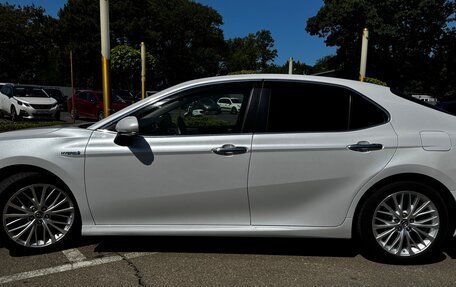 Toyota Camry, 2017 год, 2 650 000 рублей, 3 фотография