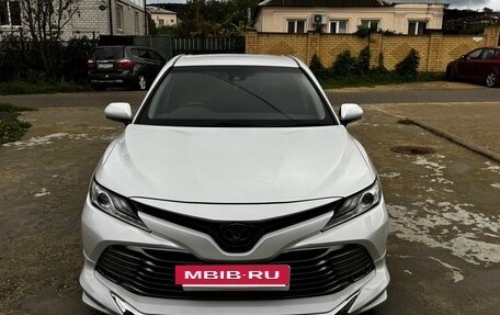 Toyota Camry, 2017 год, 2 650 000 рублей, 24 фотография