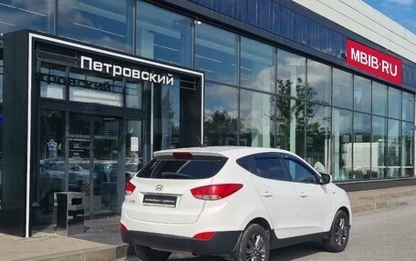 Hyundai ix35 I рестайлинг, 2013 год, 1 350 000 рублей, 6 фотография