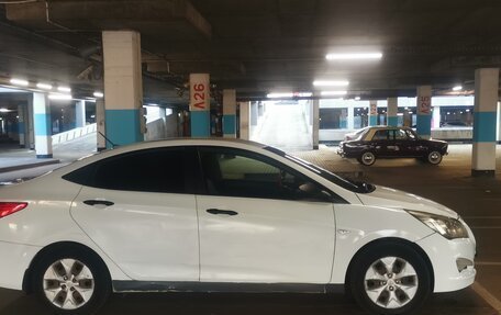 Hyundai Solaris II рестайлинг, 2016 год, 490 000 рублей, 8 фотография