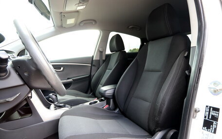 Hyundai i30 II рестайлинг, 2015 год, 1 300 000 рублей, 6 фотография