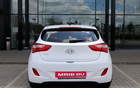 Hyundai i30 II рестайлинг, 2015 год, 1 300 000 рублей, 4 фотография