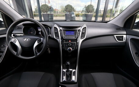 Hyundai i30 II рестайлинг, 2015 год, 1 300 000 рублей, 15 фотография
