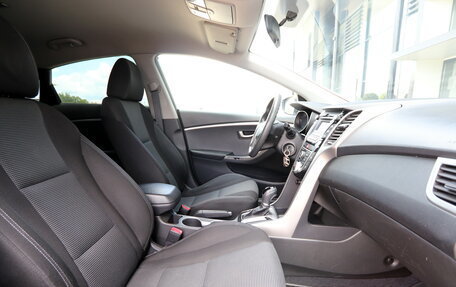 Hyundai i30 II рестайлинг, 2015 год, 1 300 000 рублей, 13 фотография