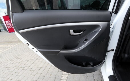 Hyundai i30 II рестайлинг, 2015 год, 1 300 000 рублей, 11 фотография