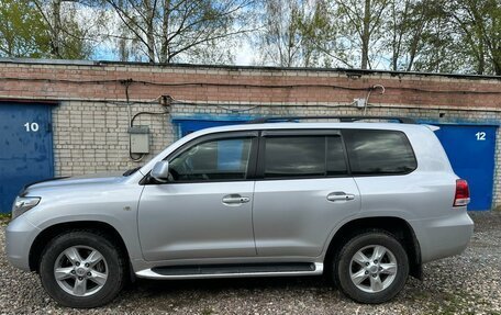 Toyota Land Cruiser 200, 2009 год, 3 100 000 рублей, 4 фотография