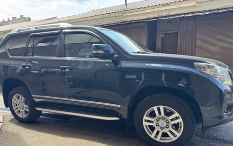 Toyota Land Cruiser Prado 150 рестайлинг 2, 2013 год, 3 200 000 рублей, 2 фотография