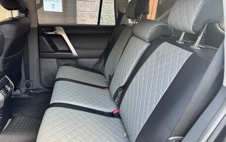 Toyota Land Cruiser Prado 150 рестайлинг 2, 2013 год, 3 200 000 рублей, 12 фотография
