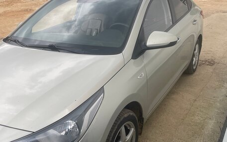 Hyundai Solaris II рестайлинг, 2019 год, 1 299 000 рублей, 5 фотография