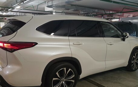 Toyota Highlander, 2021 год, 5 900 000 рублей, 5 фотография