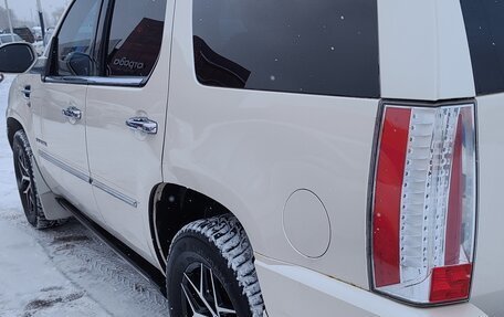 Cadillac Escalade III, 2011 год, 2 300 000 рублей, 11 фотография