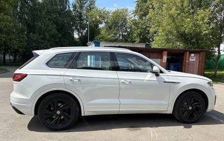 Volkswagen Touareg III, 2019 год, 6 450 000 рублей, 3 фотография