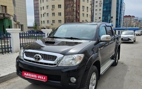 Toyota Hilux VII, 2011 год, 2 300 000 рублей, 2 фотография