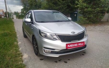 KIA Rio III рестайлинг, 2016 год, 1 240 000 рублей, 5 фотография