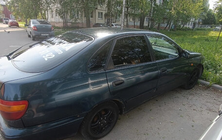 Toyota Carina E, 1997 год, 180 000 рублей, 2 фотография