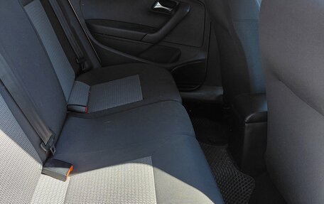 Volkswagen Polo VI (EU Market), 2012 год, 650 000 рублей, 11 фотография