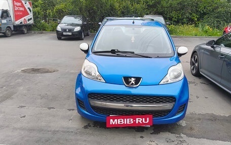 Peugeot 107 I рестайлинг, 2011 год, 520 000 рублей, 2 фотография