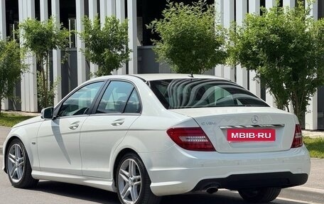 Mercedes-Benz C-Класс, 2012 год, 1 950 000 рублей, 4 фотография