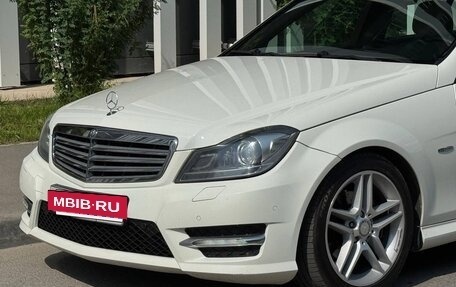 Mercedes-Benz C-Класс, 2012 год, 1 950 000 рублей, 2 фотография
