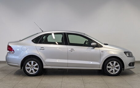 Volkswagen Polo VI (EU Market), 2011 год, 850 000 рублей, 4 фотография