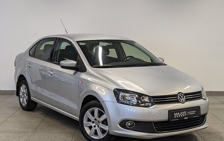 Volkswagen Polo VI (EU Market), 2011 год, 850 000 рублей, 3 фотография