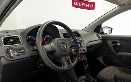 Volkswagen Polo VI (EU Market), 2011 год, 850 000 рублей, 16 фотография