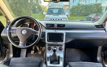 Volkswagen Passat B6, 2007 год, 1 050 000 рублей, 10 фотография