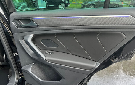 Volkswagen Tiguan II, 2020 год, 4 200 000 рублей, 17 фотография