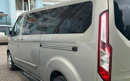 Ford Tourneo Custom I рестайлинг, 2017 год, 2 600 000 рублей, 4 фотография