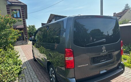Peugeot Traveller I, 2019 год, 2 550 000 рублей, 6 фотография