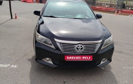 Toyota Camry, 2011 год, 1 400 000 рублей, 4 фотография
