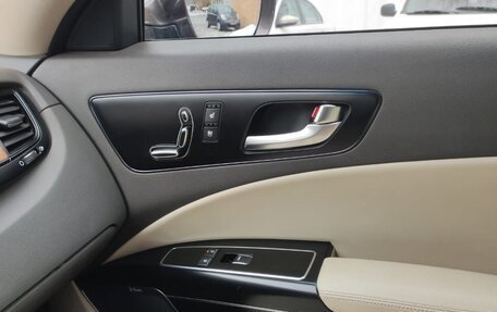 KIA Quoris I, 2013 год, 1 550 000 рублей, 11 фотография