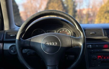 Audi A4, 2004 год, 340 000 рублей, 19 фотография
