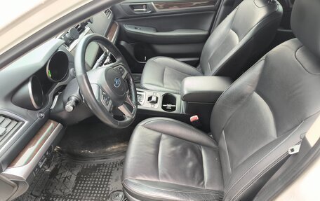 Subaru Outback IV рестайлинг, 2017 год, 2 150 000 рублей, 3 фотография