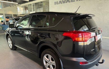 Toyota RAV4, 2013 год, 2 200 000 рублей, 4 фотография